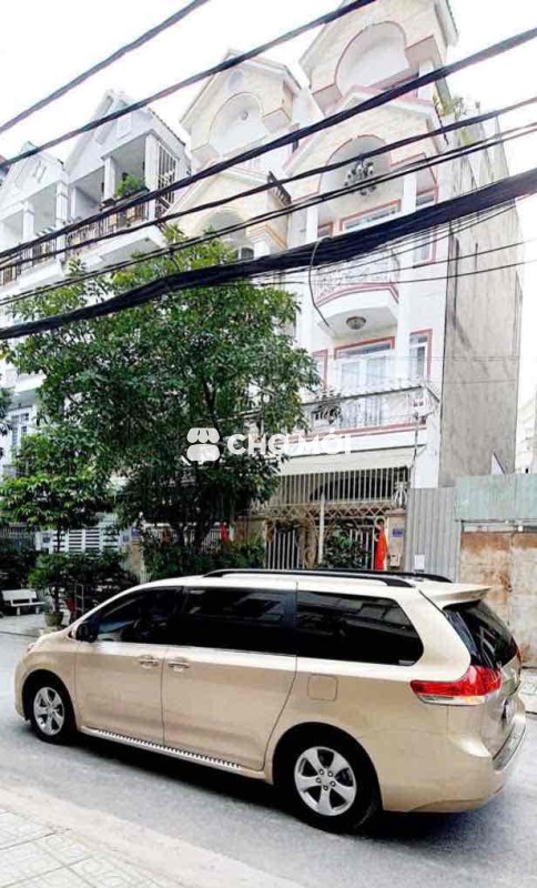 Toyota Sienna 2011 dky 2013 vàng cát,xe đi kỹ,mới👍