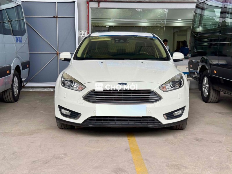 Ford Focus 2019 Titanium - Sedan -120.000 Km