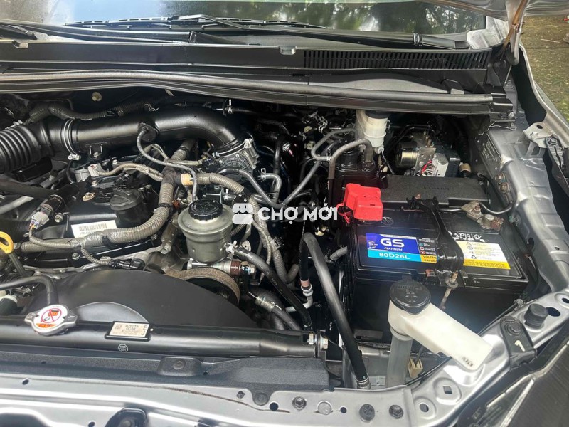 Toyota Innova 2017 2.0E - 140000 km