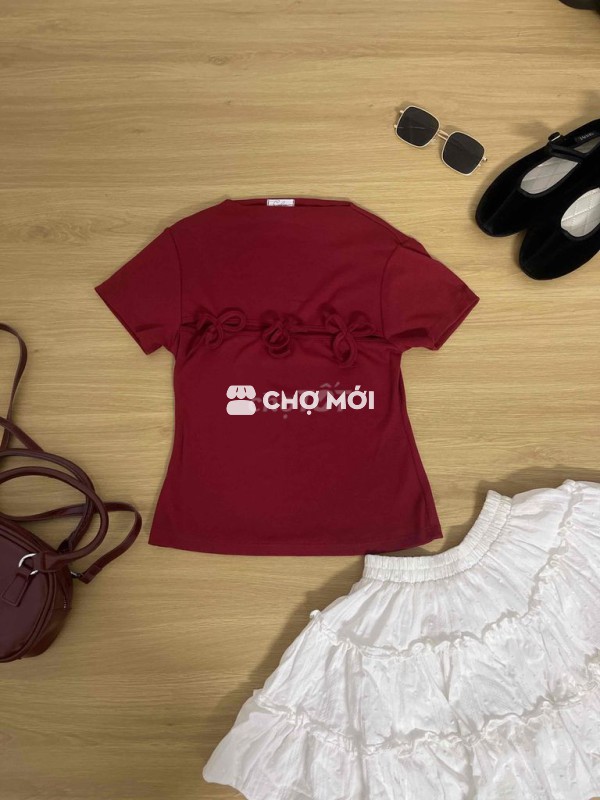 Áo đỏ kiểu