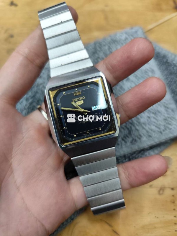Đồng hồ nam Seiko 5 chém cạnh chuẩn cổ