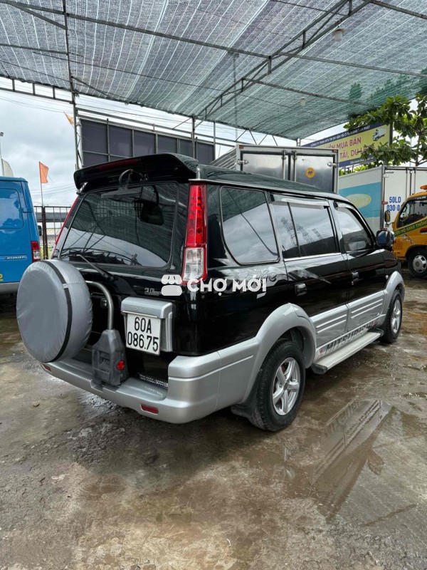 Mitsubishi Jolie 2005 gần máy ngon. màn hình.