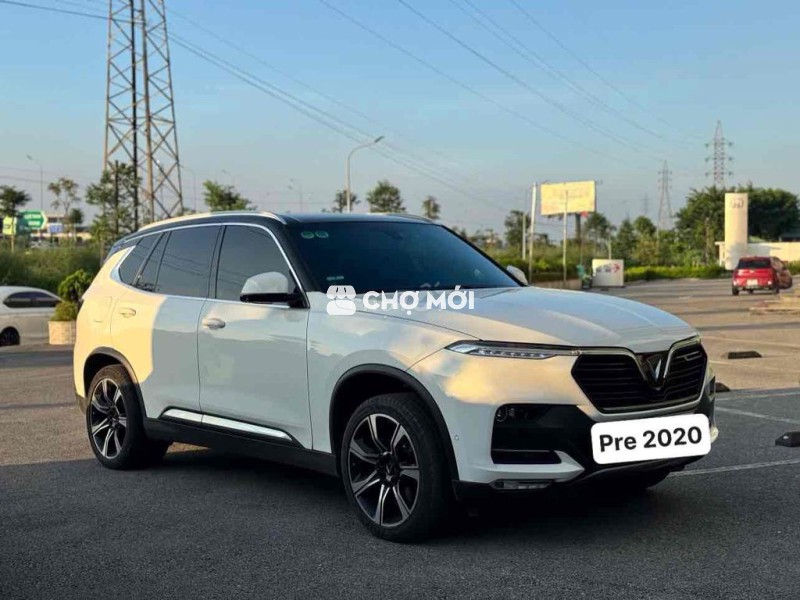 VinFast Lux SA2.0 2020 Premium 2.0 AT - 50000 km