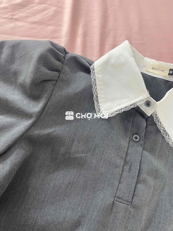 Tặng áo cổ nơ xám