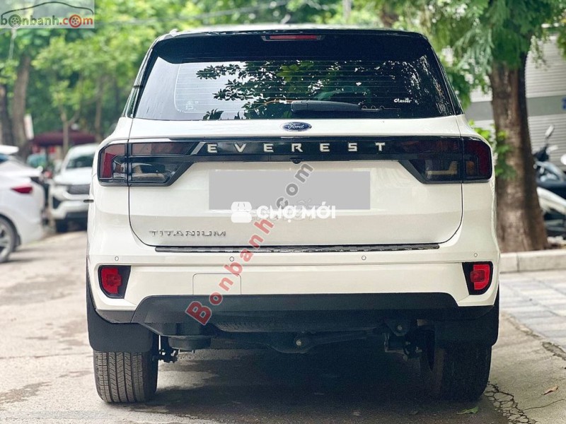 EVEREST TITANIUM