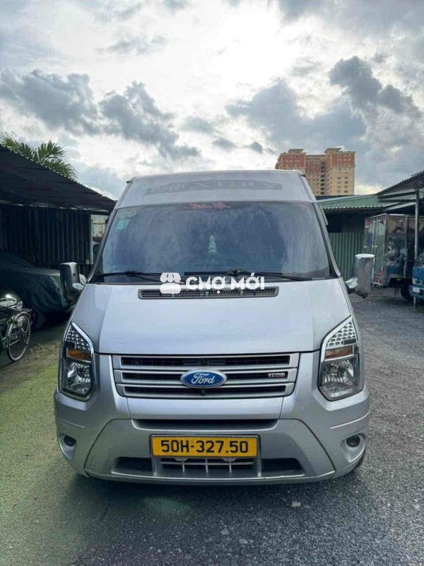 BÁN XE Ford transit Tải Van 6 chỗ 900kg