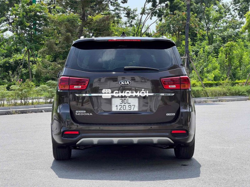 Kia Sendona Luxury 2.2 dầu 2018 - 90000 km