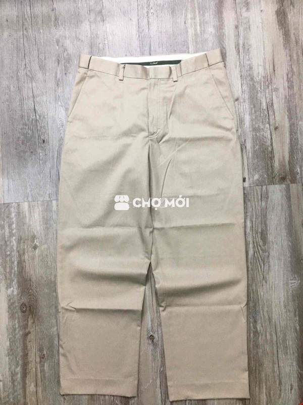 L.L . Bean.   kaki    size.  36