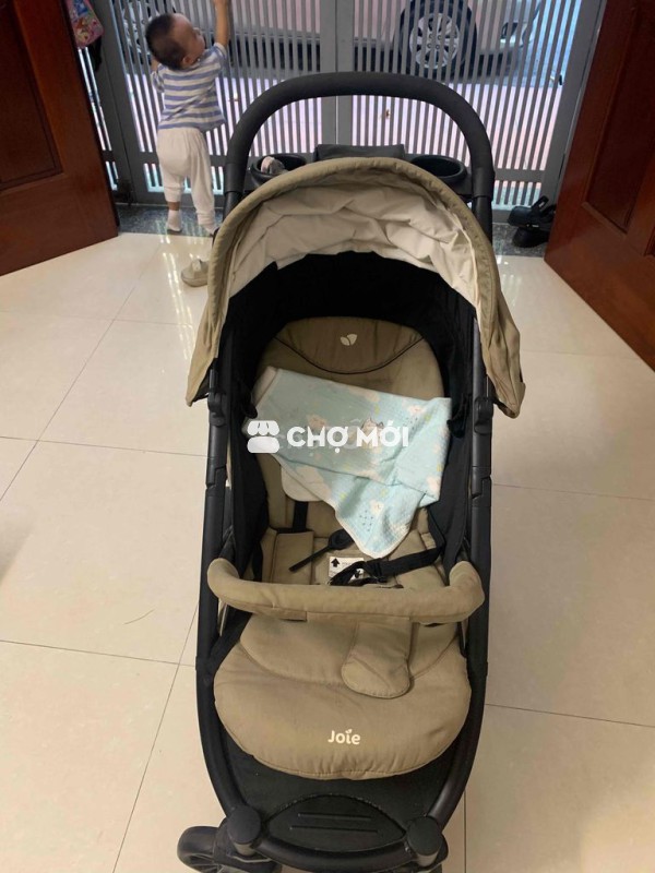 xe đẩy cho bé Jolie xịn