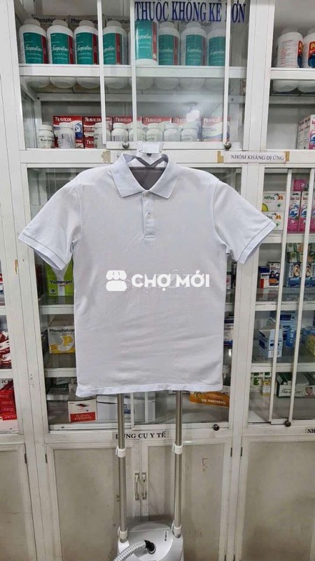 Áo thun polo Uniqulo màu xanh da trời  nhạt