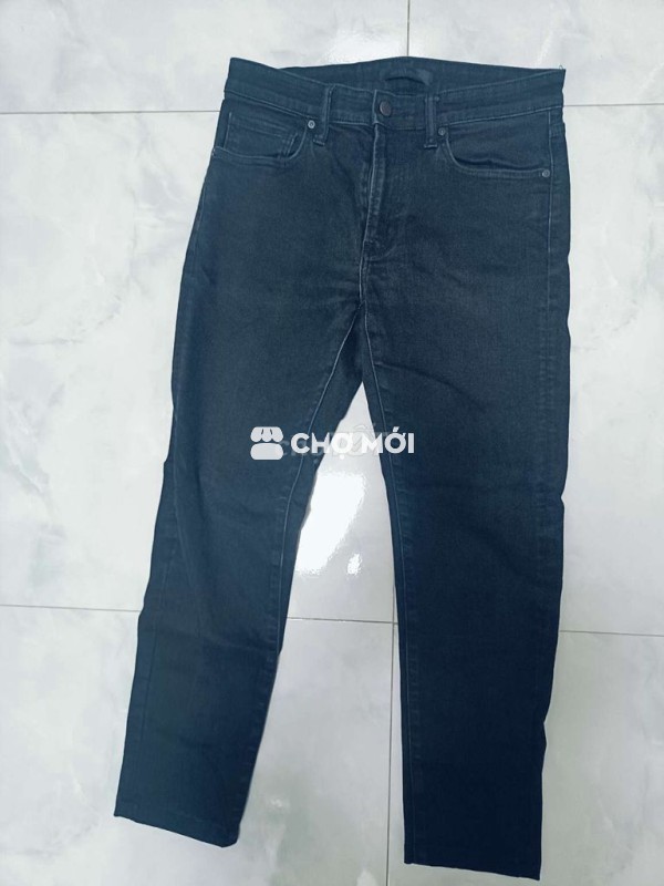 Quần kaki rin uni vải mềm mịn co giãn nhẹ size 29.