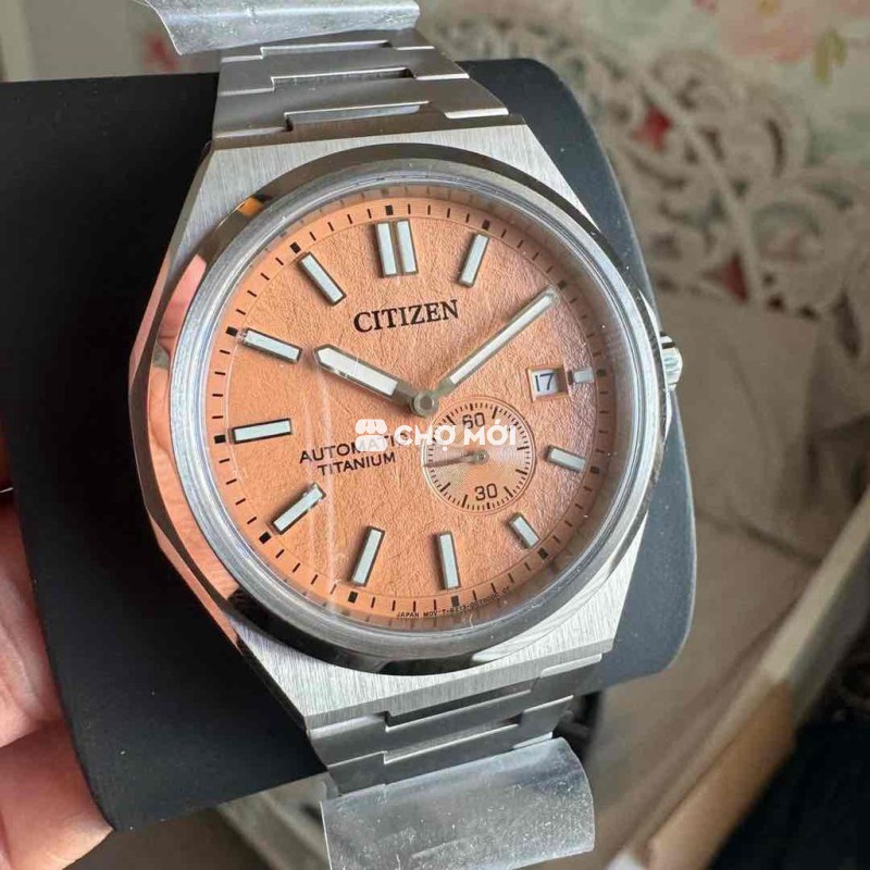 đồng hồ citizen còn mới 99% mới đeo full box