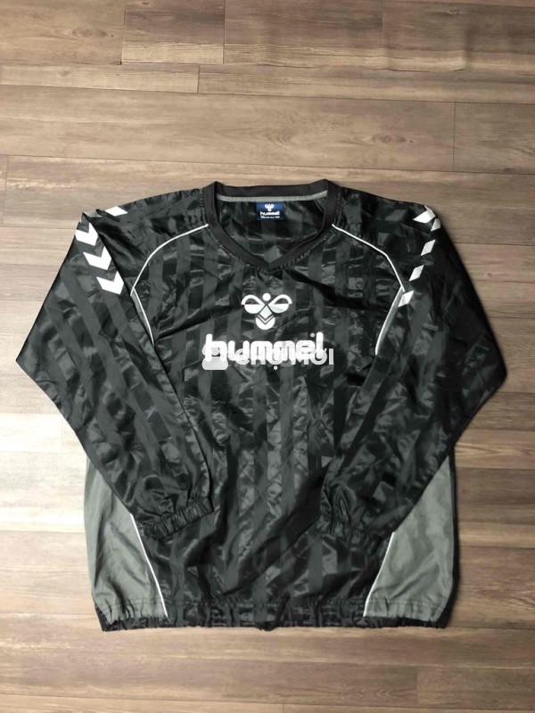 Hummel (M)