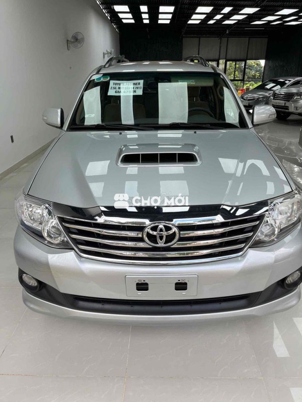 Toyota Fortuner 2013 2.5G - 100 km