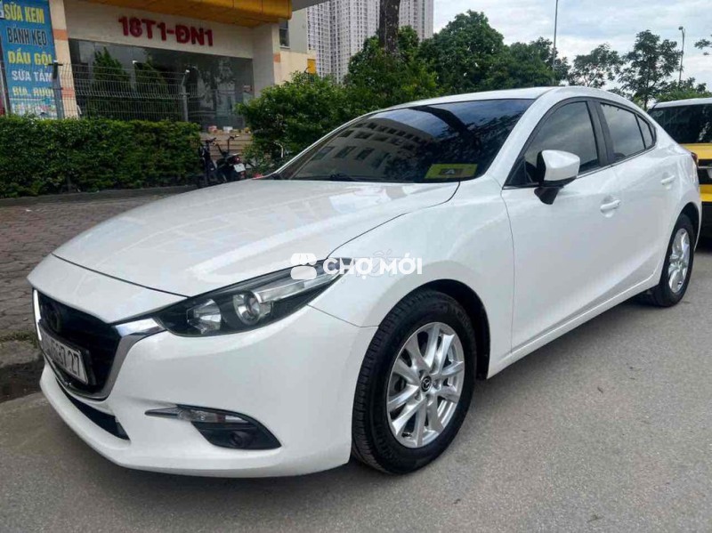 Mazda 3 2018 1.5 AT Sedan - 70000 km