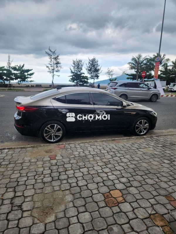 5 196 2019 1.6AT Sport - 70000 km