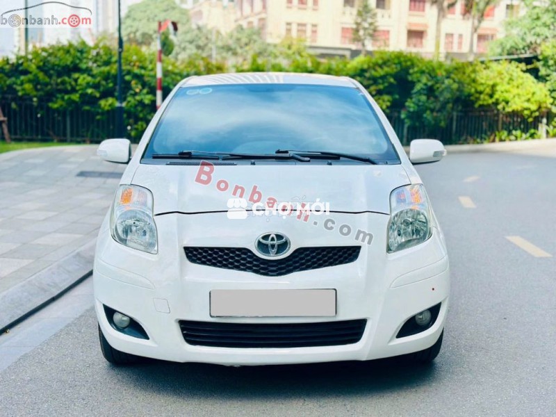 Toyota Yaris nhập khẩu thái lan 2012