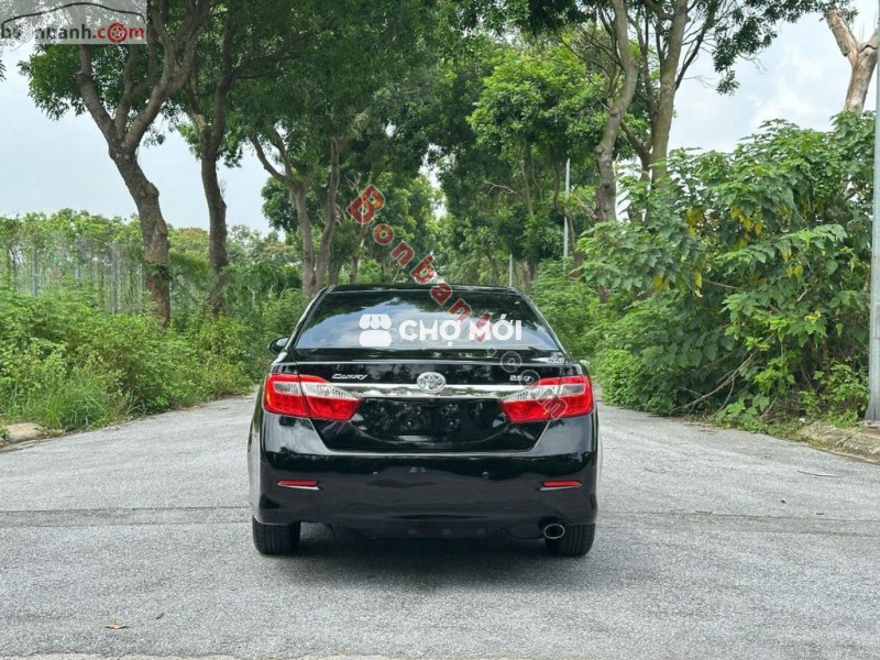 Toyota Camry 2.0 2013