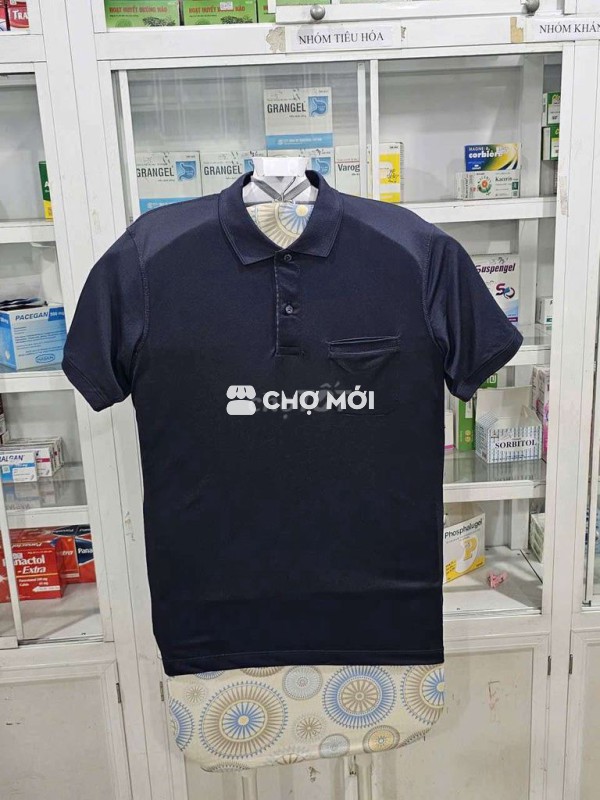 Áo thun Polo Uniqulo màu đen