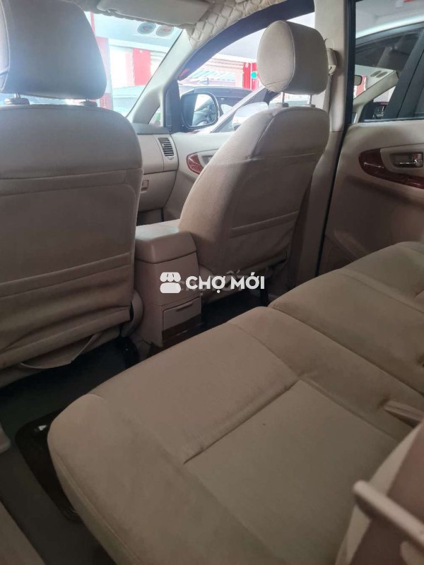 TOYOTA INNOVA 2.0G,số sàn,2011,152000km,ZINĐEP 92%