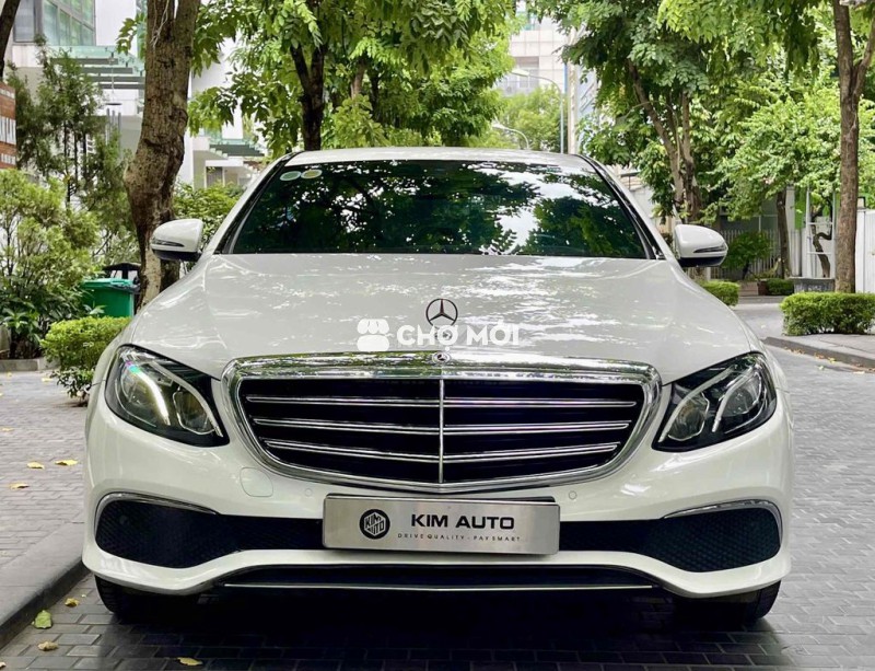 Mercedes Benz E200 Exclusive 2020 - 69000km