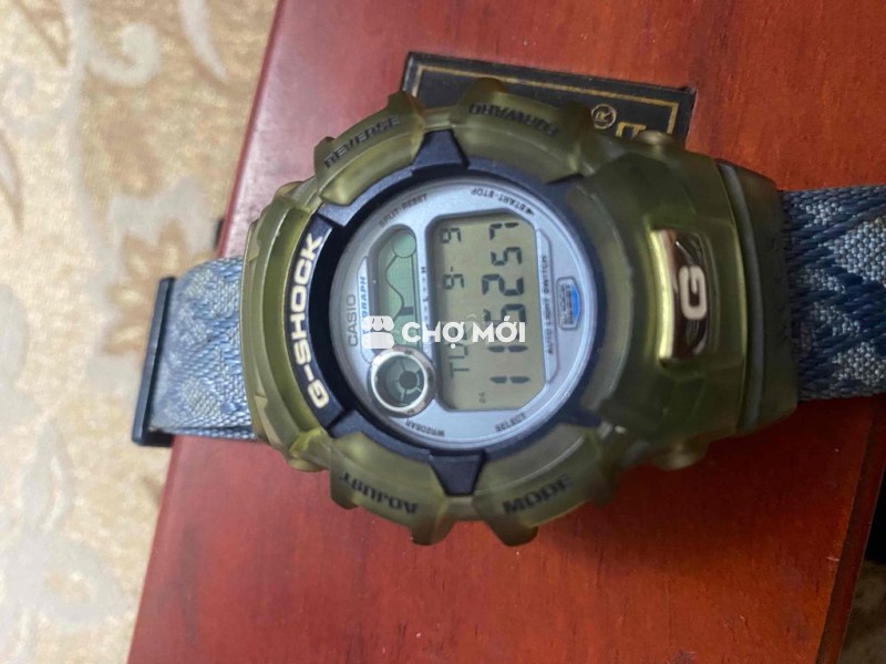 cần bán casio G-shock 2100 nam tính