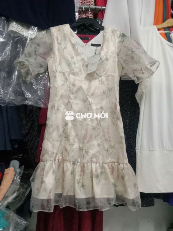 Đầm voan ngắn
