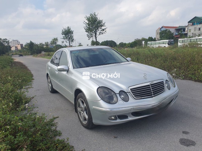 Mercedes Benz E Class 2008 E200 - 20000 km