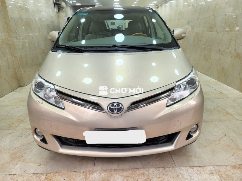 Toyota Previa bản cao nhất, xe nhà trùm mền
