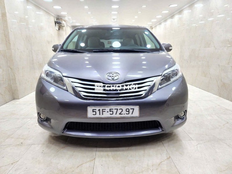 Toyota Sienna limited 2016, nhà trùm mền còn mới