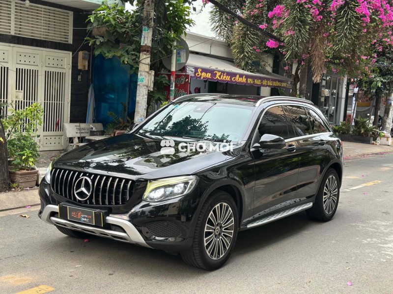 Mercedes GLC 250 4MATIC - 81000 km . Sản xuat 2018