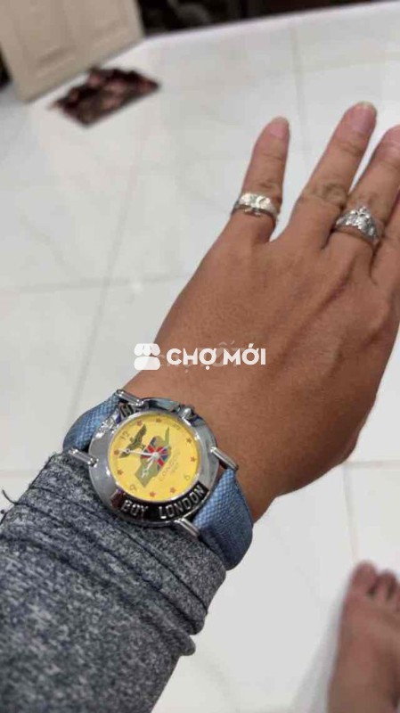 Đồng hồ Boy London dây vải xanh dương