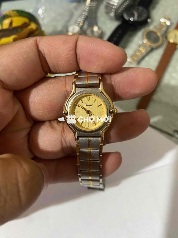 Đồng hồ Lormond nữ kim loại