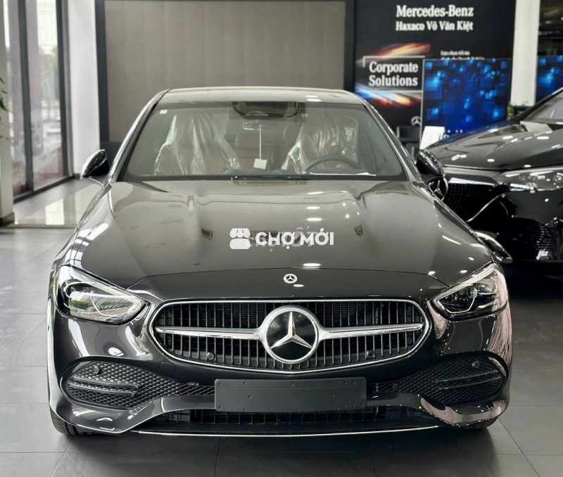 Mercedes Benz C200 Avantgarde Plus 2025