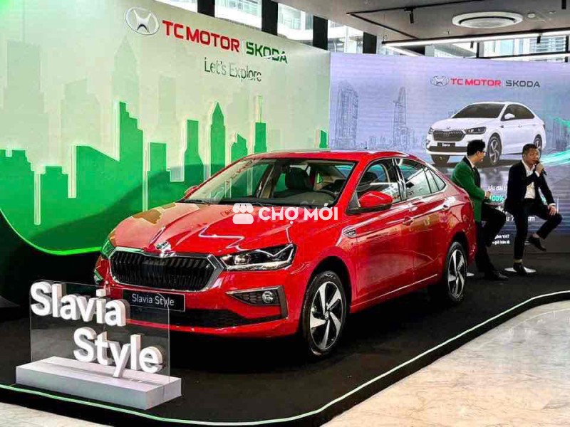 Skoda Slavia 2025 giá chỉ từ 421tr