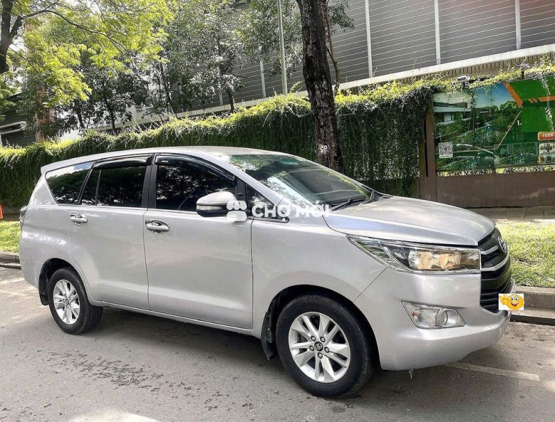 Bán INNOVA cuối 2019 E xe nhà đi không kinh doanh