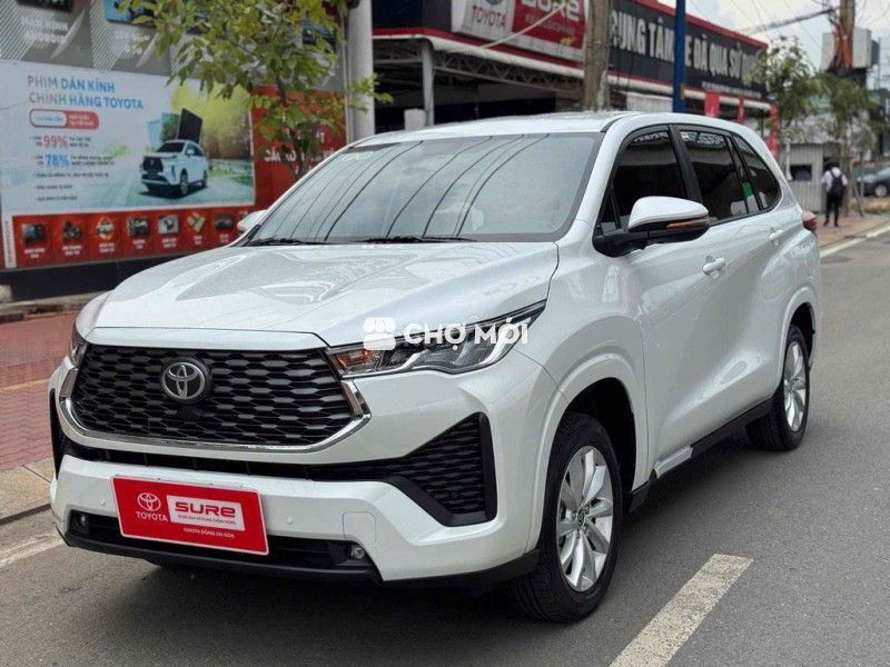 Innova Cross 2025 siêu mới 99,9% 1.025km