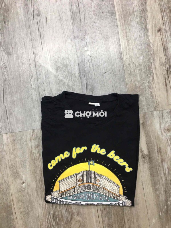 Cotton.    Made in banglades.  size. xl