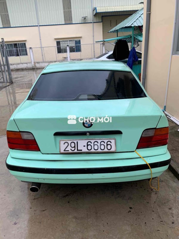 BMW 3 Series 1997 320i - 99000 km