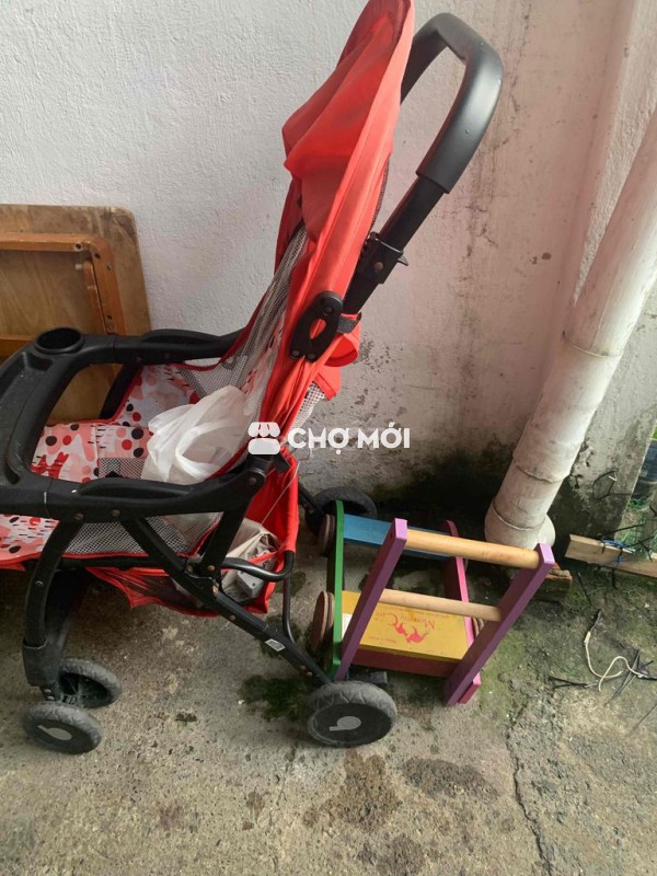xe nôi và xe tập đi