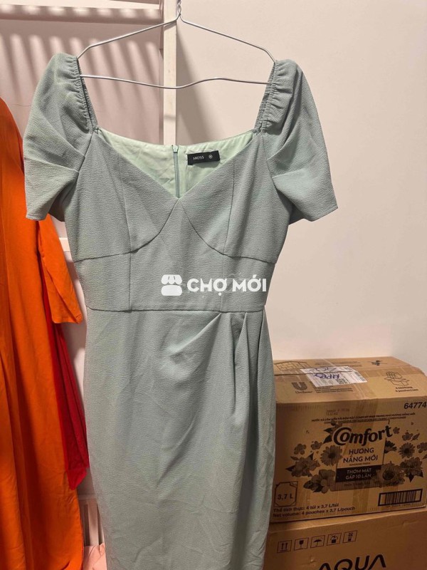 Váy công sở, đám cưới