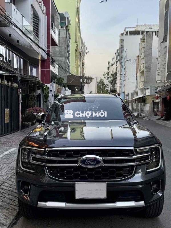 Ford Everest 2022 Trend 2.0L  AT 4x2 - 24000 km