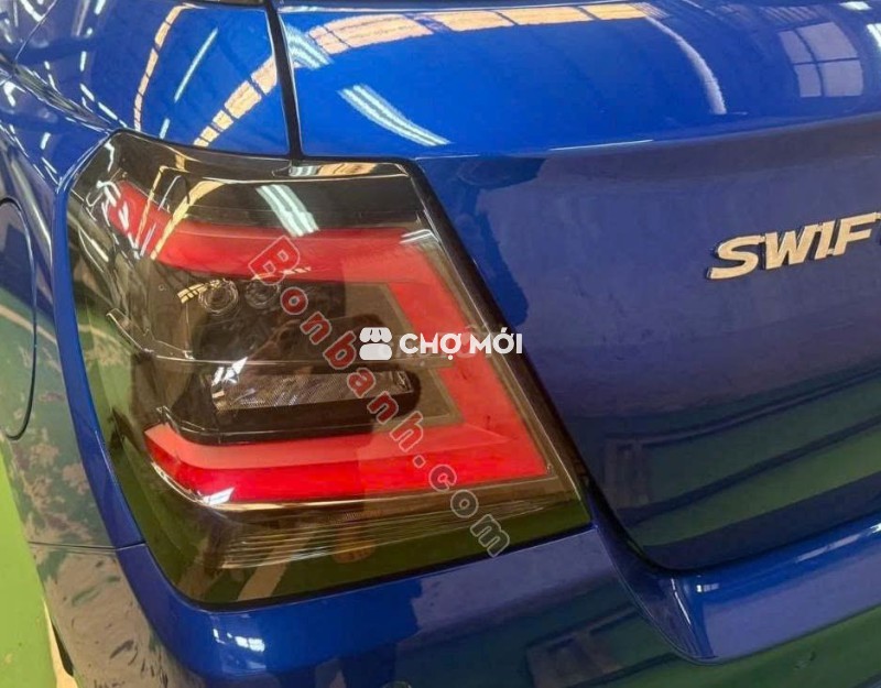 Xe Suzuki Swift 1.2 AT 2025 - 569 Triệu