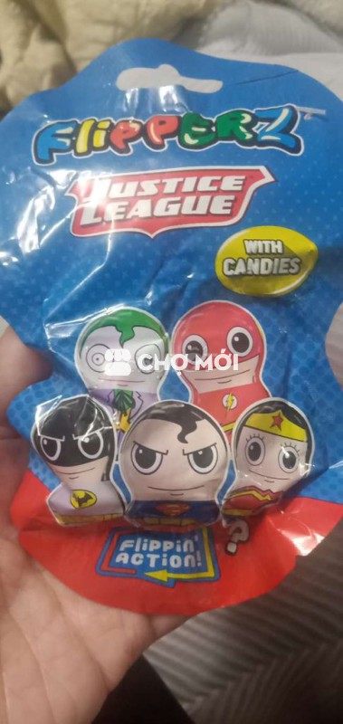 Kẹo búp bê lật đật