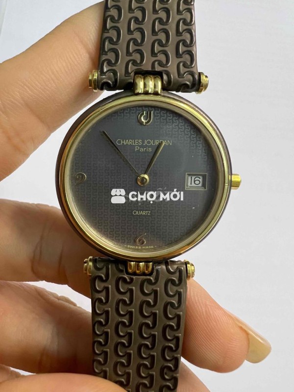 Đồng hồ hiệu charles jourdan thuỵ sĩ