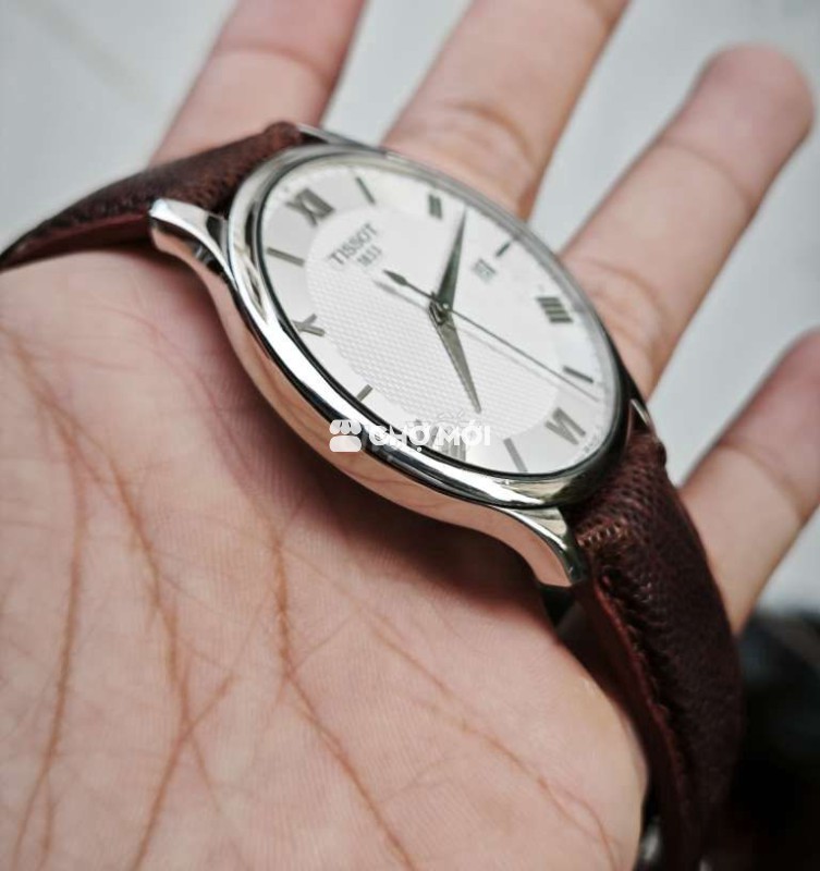 Tissot Tradition chính hãng 97% size 42 giao lưu