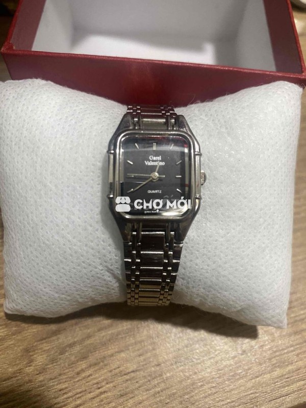 Đồng hồ nữ mặt vuông