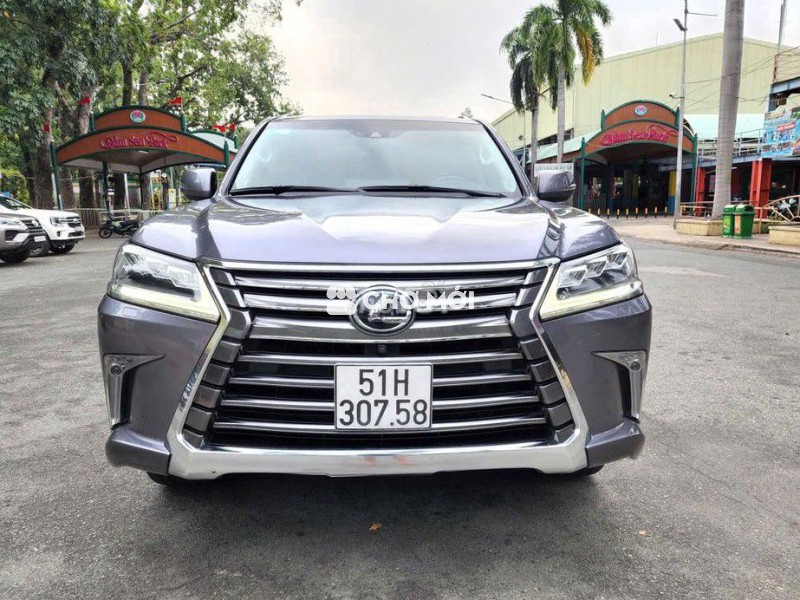 Lexus LX 570 T6 – Nhập Mỹ chính hãng, xe cực hiếm