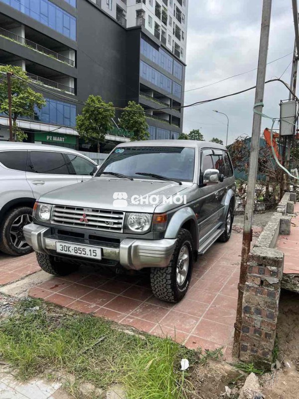 Mitsubishi Pajero 2002 V43