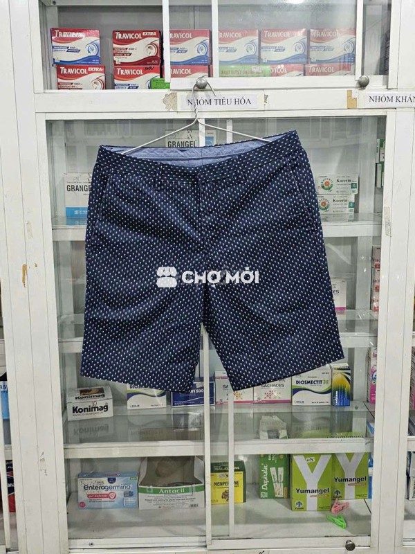 Quần shot vải tây Uniqulo màu xanh đen phối